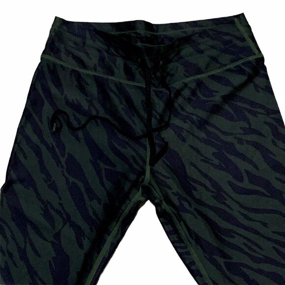 The Upside NYC Pant Leggings 8 Green Zebra Stripe - Picture 2 of 5